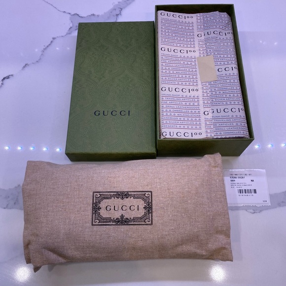 SOLD! Gucci 100 Centennial Collection Chain Wallet in Ivory Jacquard *RARE* - Picture 3 of 12